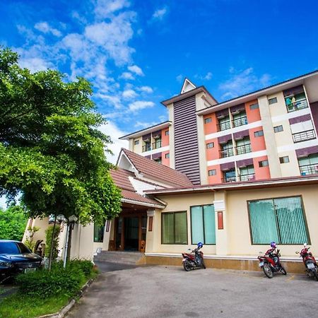 Good View Residence Lampang Exteriör bild