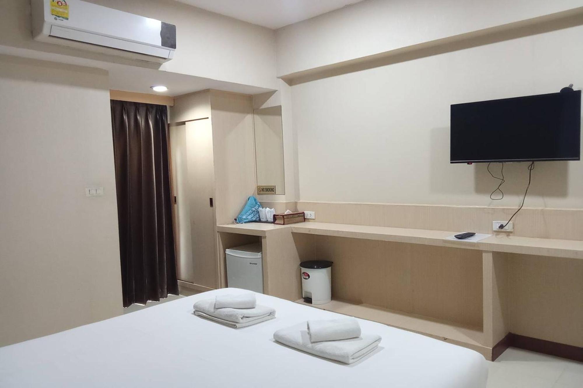 Good View Residence Lampang Exteriör bild